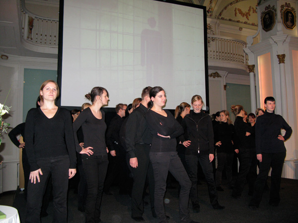 "Spiegelungen" - Performance und Video, Aula der Alten Universität Graz 2010